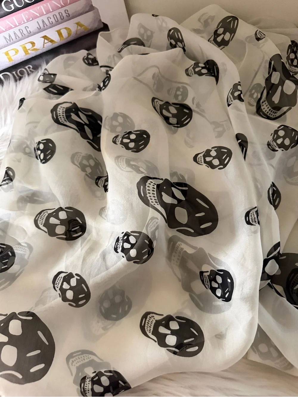 Alexander McQueen Skull Print Sheer Scarf - White and Black -